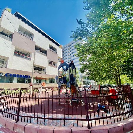 New City Studios With Balcony Bucureşti Ngoại thất bức ảnh