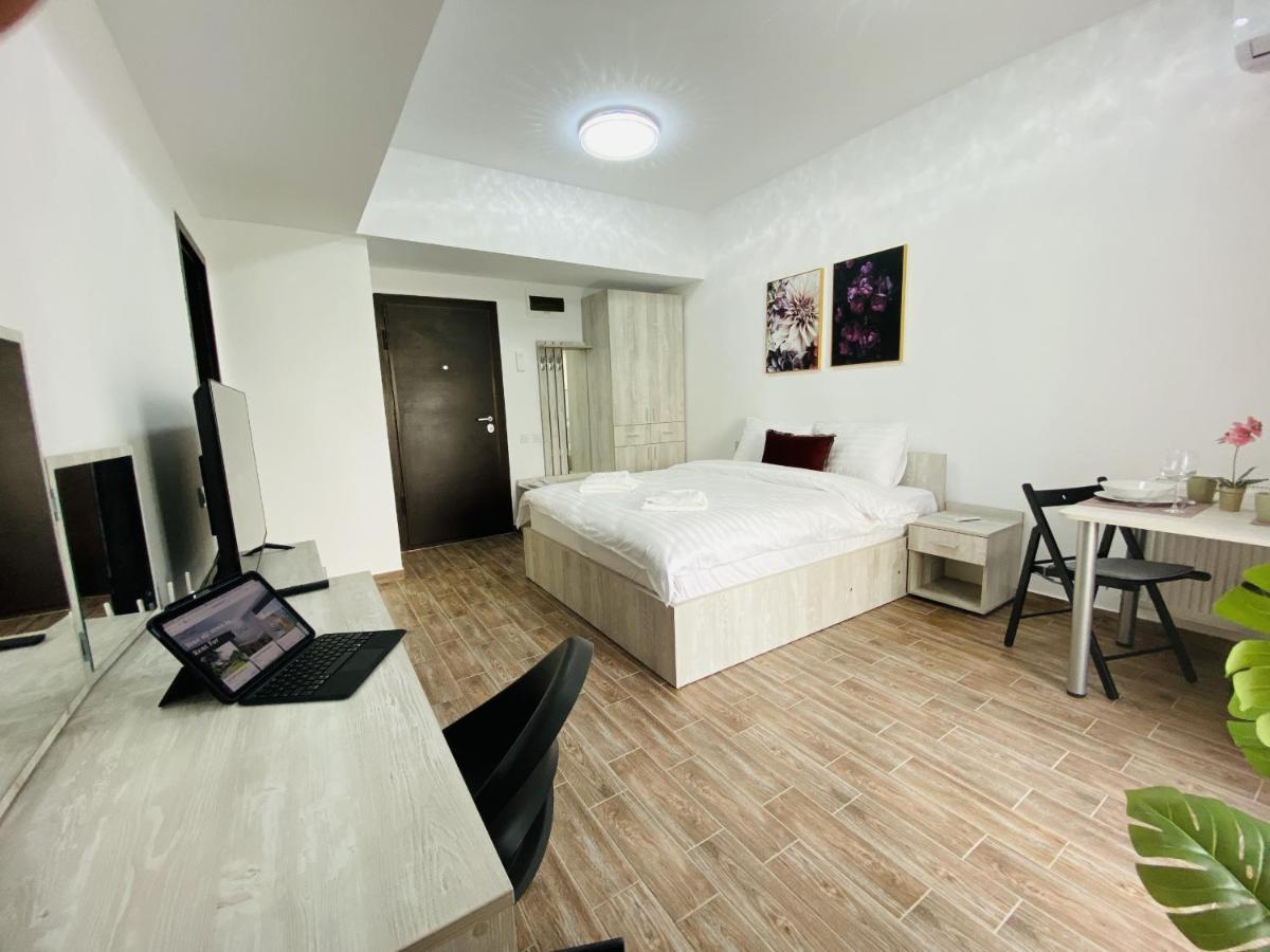New City Studios With Balcony Bucureşti Ngoại thất bức ảnh
