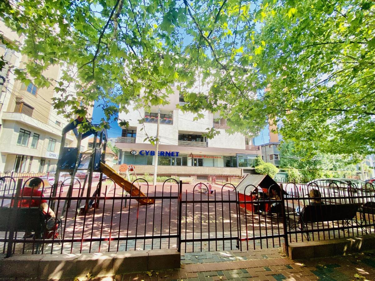 New City Studios With Balcony Bucureşti Ngoại thất bức ảnh