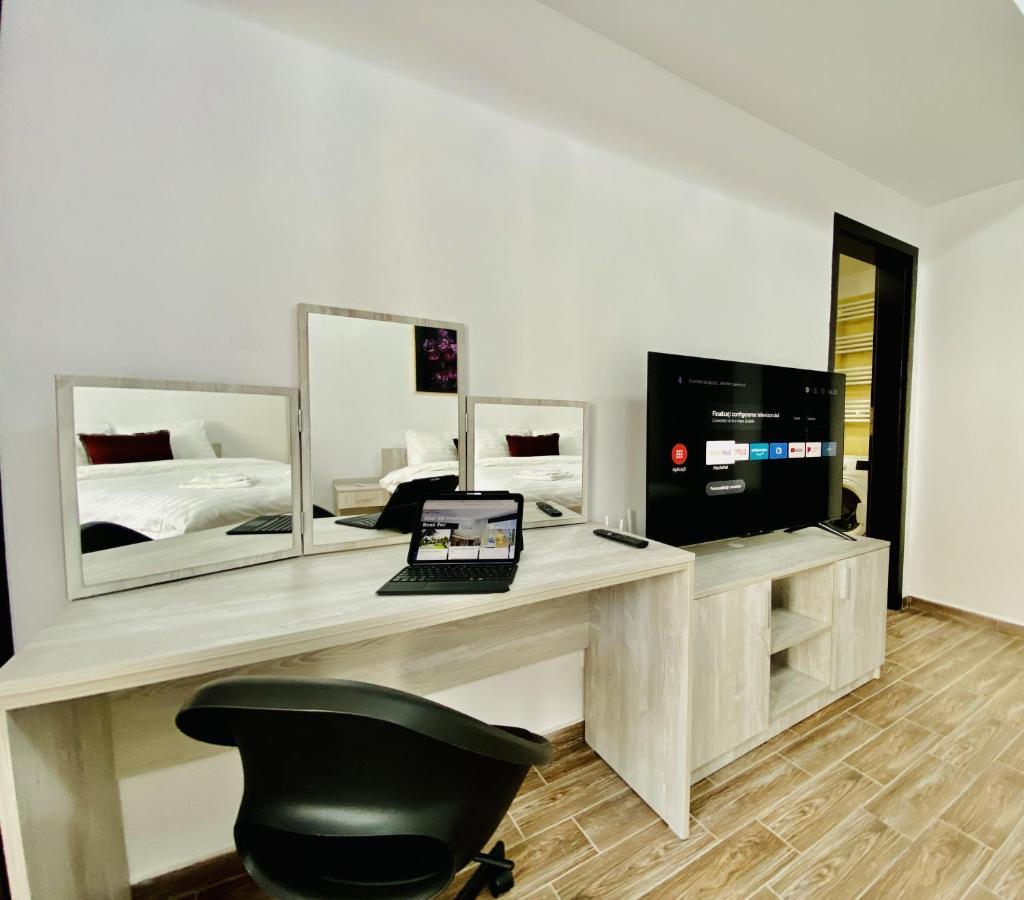 New City Studios With Balcony Bucureşti Ngoại thất bức ảnh